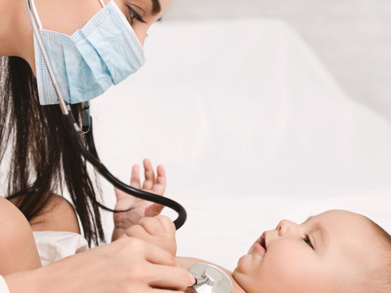 Infecciones respiratorias de repetición en bebés y peques: por qué ocurren y cómo ayudarles